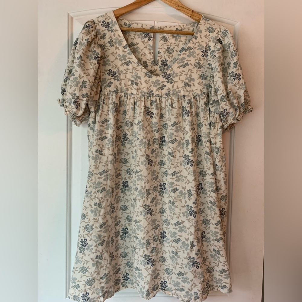 Floral Cream Women's dress
